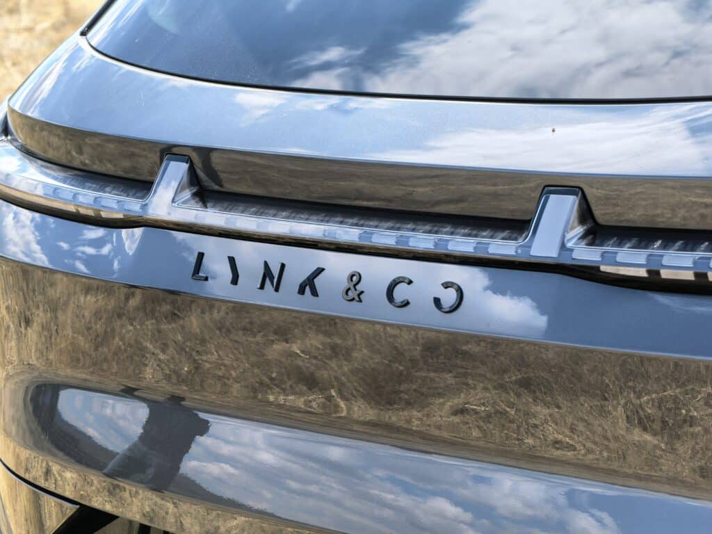 Лице в лице с Lynk & Co: китайско ДНК, шведски акцент и амбиции да разместят пазара