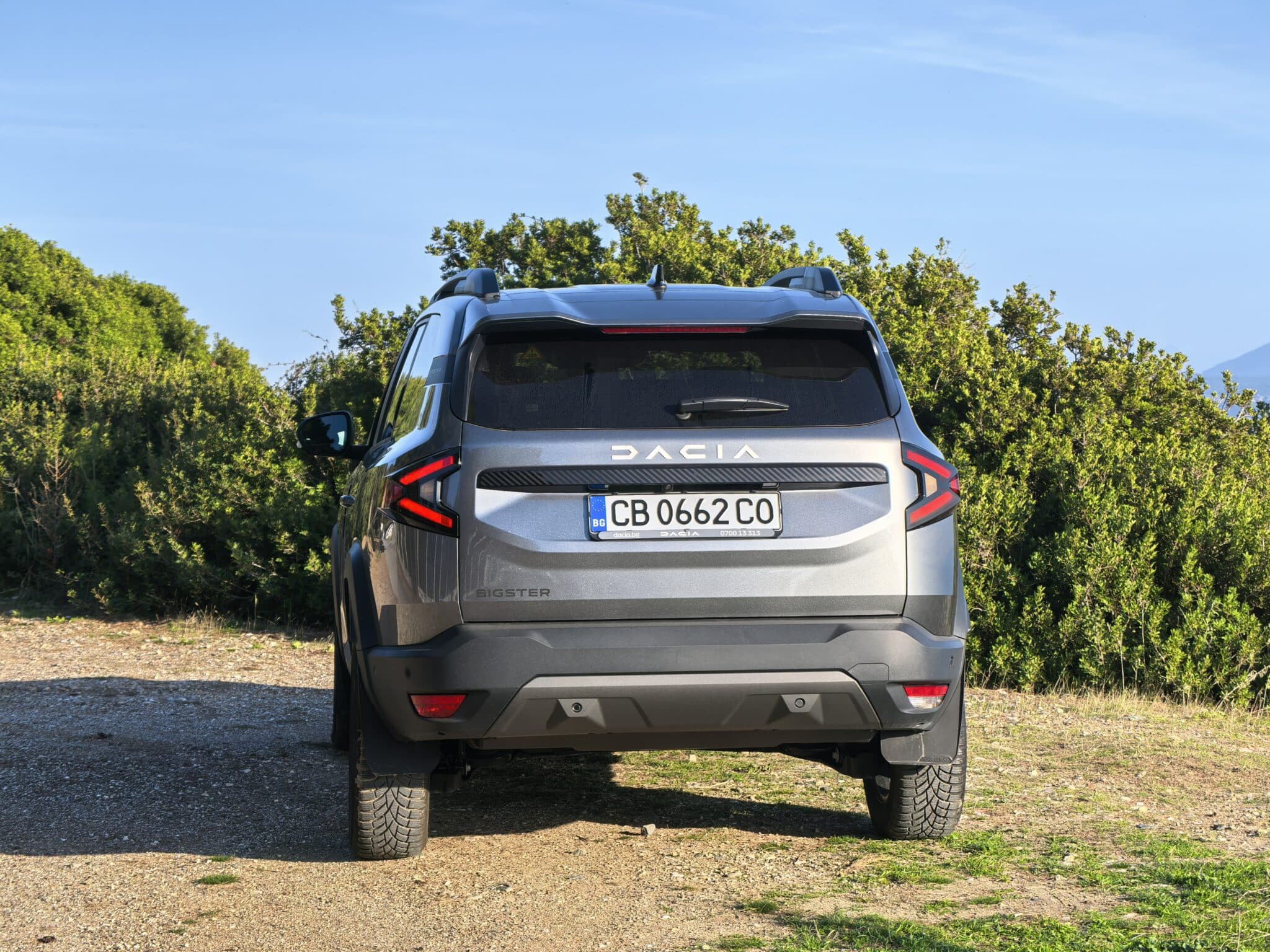 Dacia Bigster G140: 1400 км пробег, голям семеен SUV и сметка за гориво като от други времена