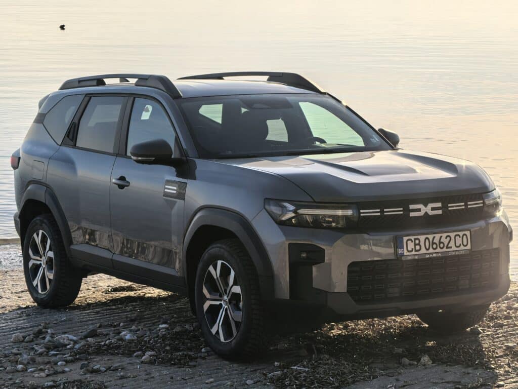 Dacia Bigster G140: 1400 км пробег, голям семеен SUV и сметка за гориво като от други времена
