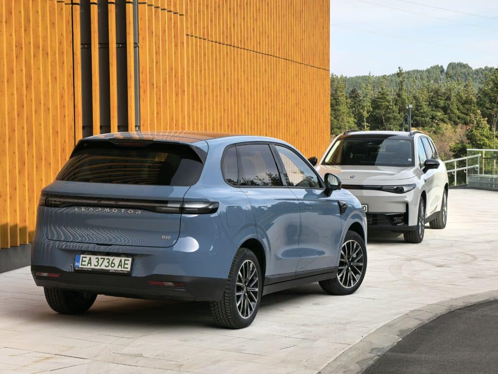 Край на „електричките са за богатите“? Leapmotor: пробег, оборудване и цена като на хибрид вече в България