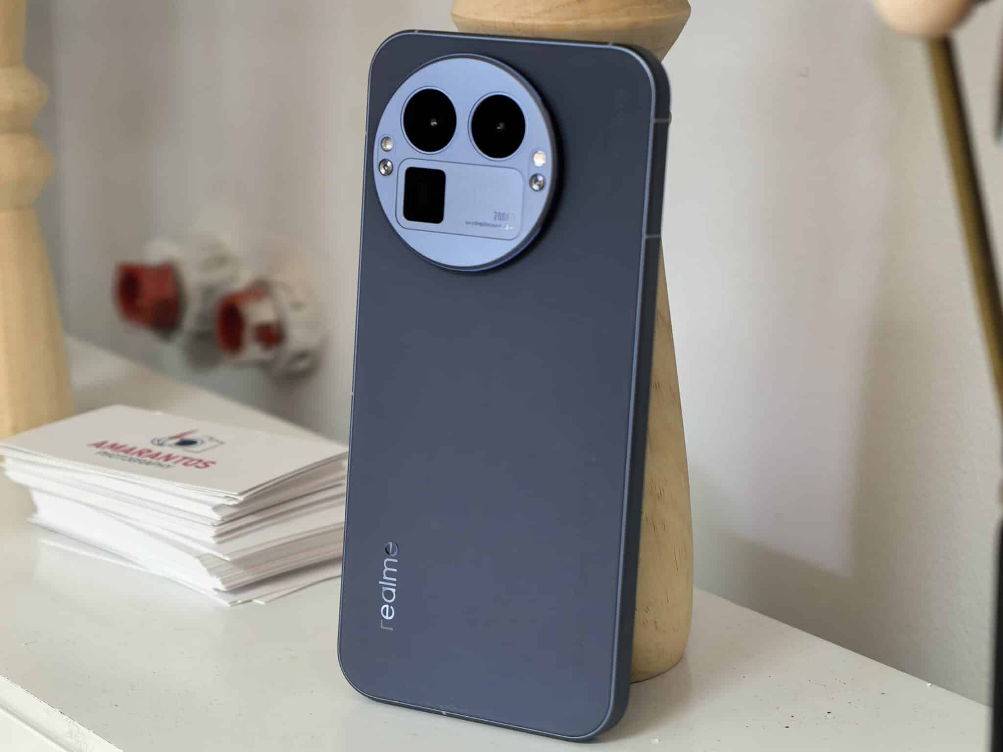 Не купувай флагман, докато не видиш това: Realme GT 8 Pro е шокиращо добър
