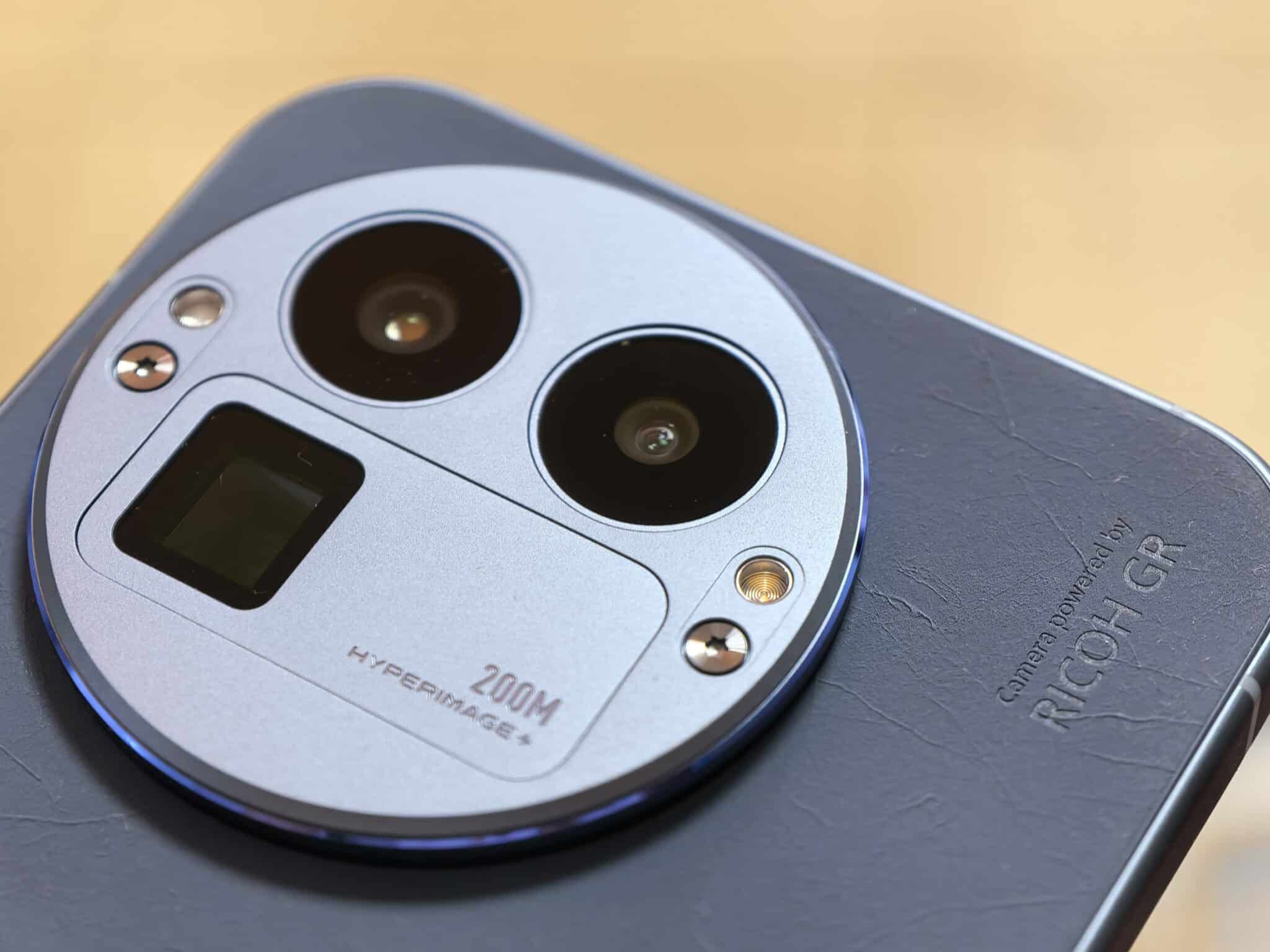 Не купувай флагман, докато не видиш това: Realme GT 8 Pro е шокиращо добър