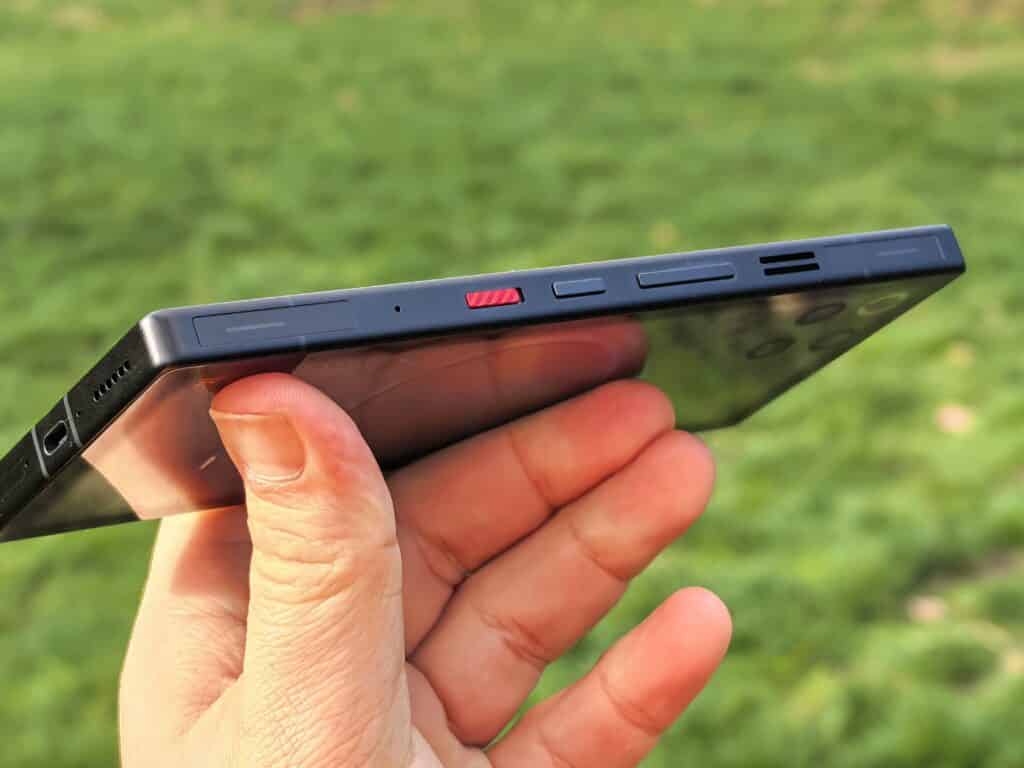 Red Magic 11 Pro е по-бърз от лаптоп – и струва по-малко от нормален флагман