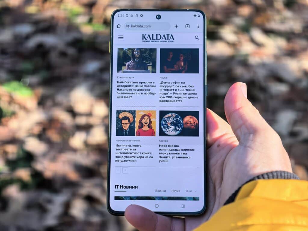 Най-тънкият телефон с най-голямата батерия? Motorola Edge 70 обърка целия пазар