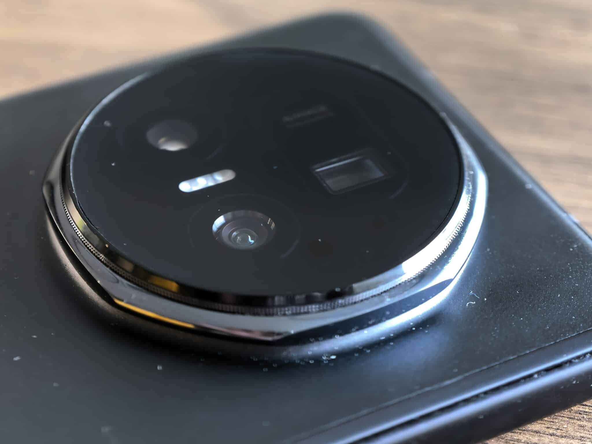 Как Honor Magic V5 превръща изкуствения интелект в част от ежедневието