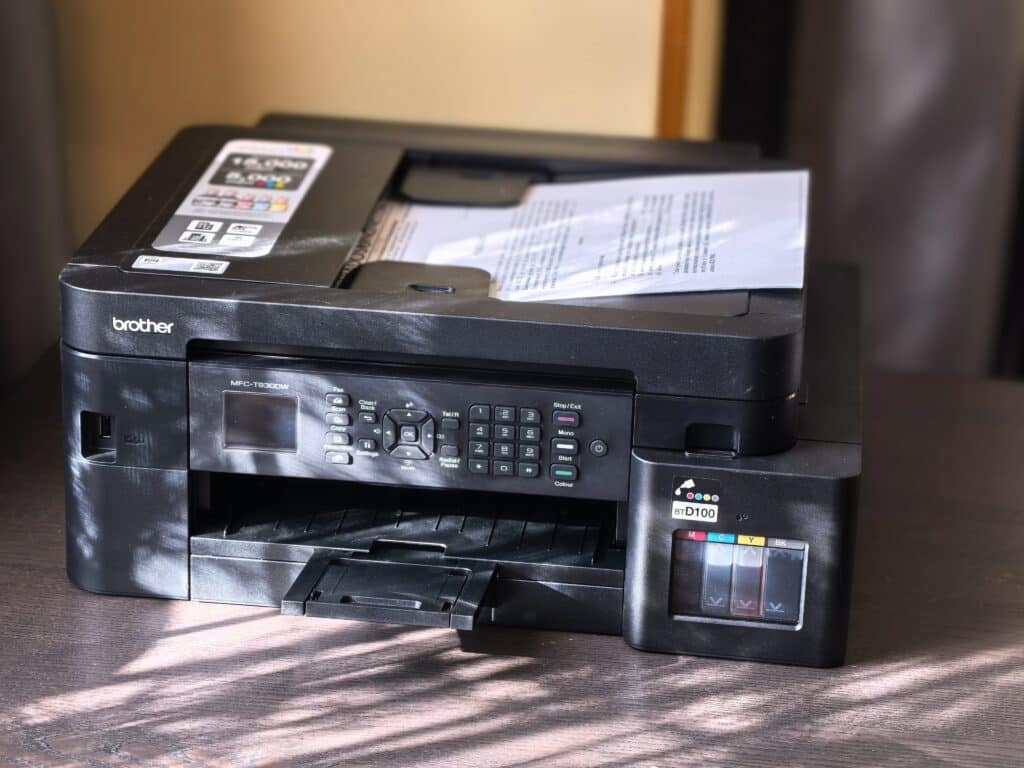 Печаташ, сканираш, копираш – и забравяш за консумативите: Brother MFC-T930DW