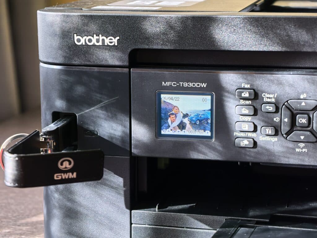 Печаташ, сканираш, копираш – и забравяш за консумативите: Brother MFC-T930DW