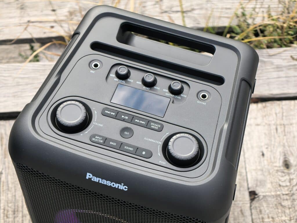 Звярът и неговият по-малък брат: Panasonic BMAX5 и BMAX10 превземат българските купони