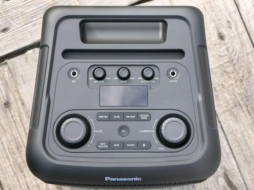 Звярът и неговият по-малък брат: Panasonic BMAX5 и BMAX10 превземат българските купони