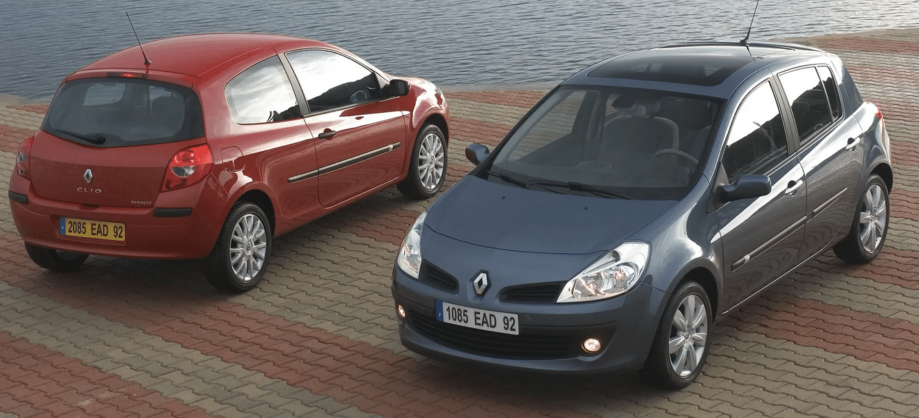 Renault Clio: легендата, която порасна заедно с нас — и започва своята шеста глава