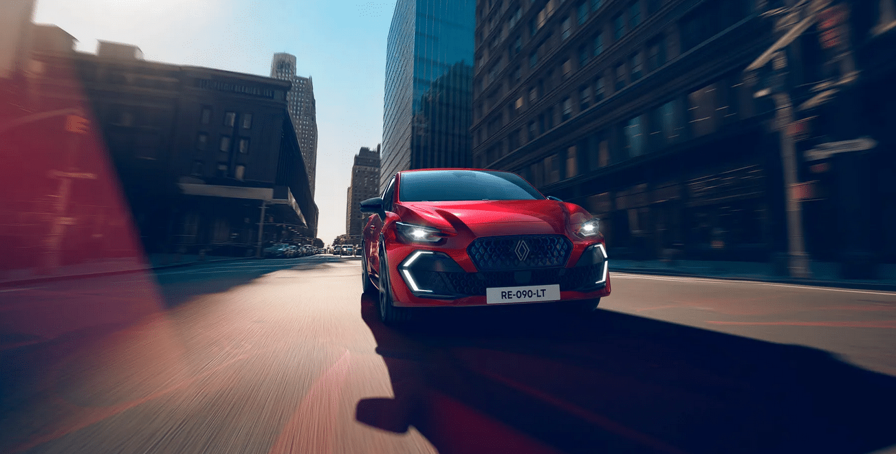 Renault Clio: легендата, която порасна заедно с нас — и започва своята шеста глава