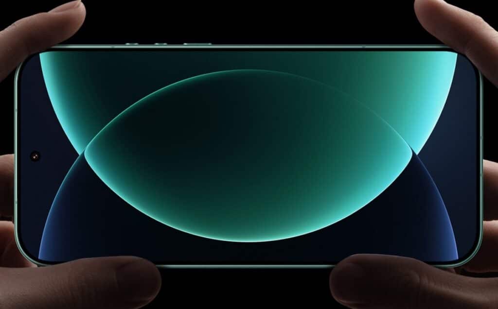Xiaomi 17 Ultra е тук с 1-инчов сензор, 200MP перископна телефото камера и 6800 mAh батерия