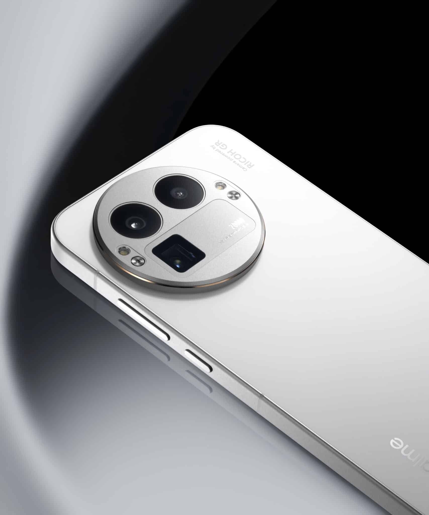 realme пусна в България GT 8 Pro – флагман с нов процесор, 200MP телефото камера и модулен дизайн