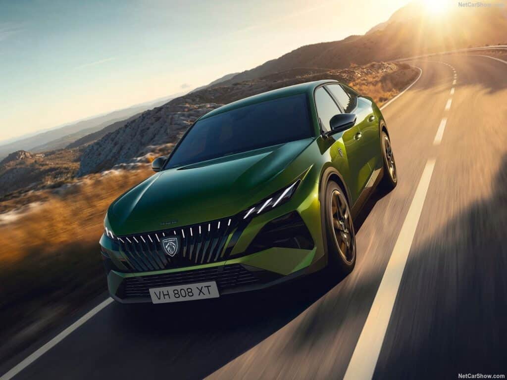 Ето как ще изглежда новото Peugeot 408 2026