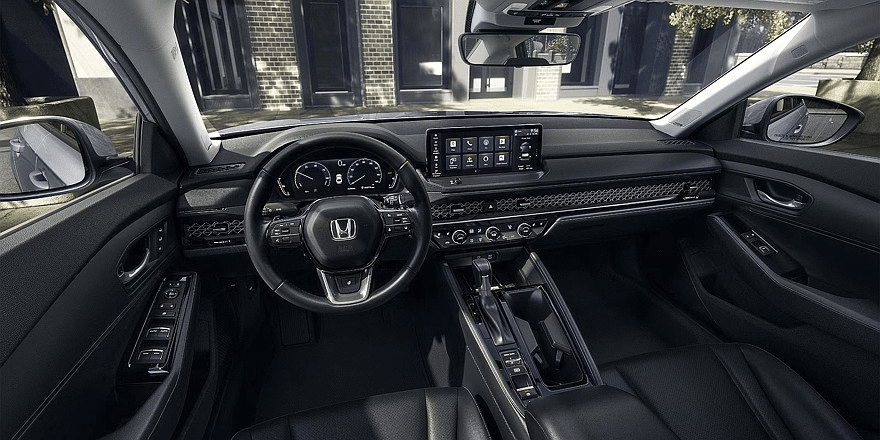 Хибридният седан Honda Accord беше обновен