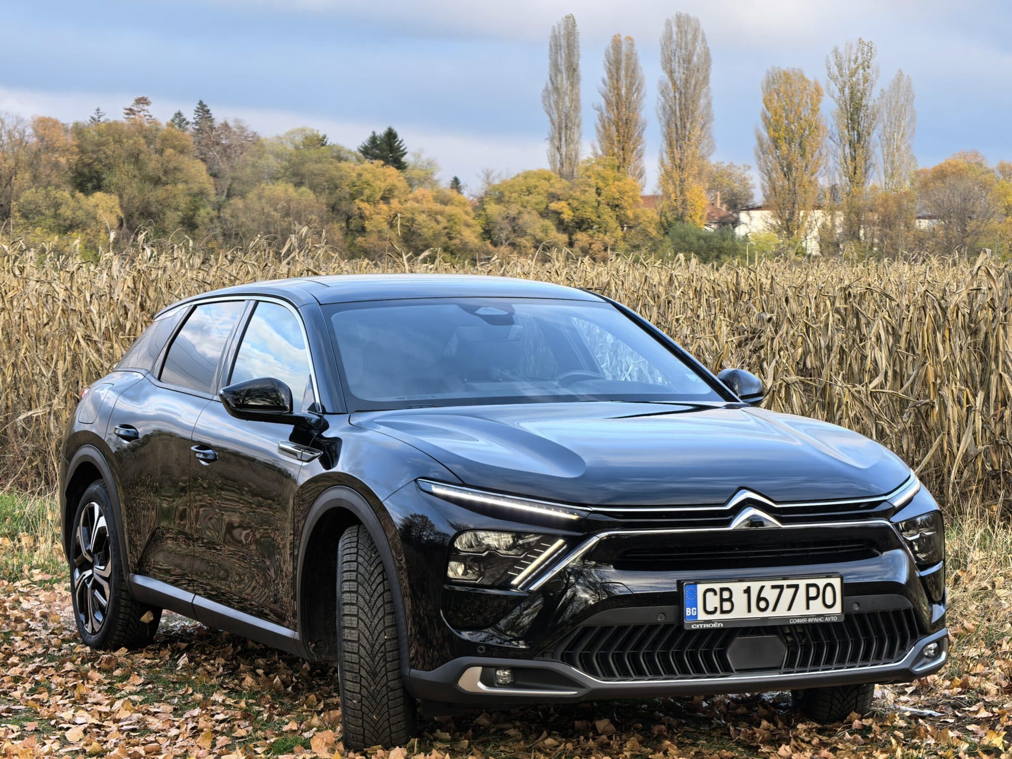 Citroën C5 X Plug-in Hybrid: кола от бъдещето, създадена с мислене от златните години