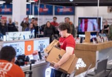 Техномаркет #RunForTech: Симон Борисов спечели техника за 5 000 евро в най-големия магазин на веригата