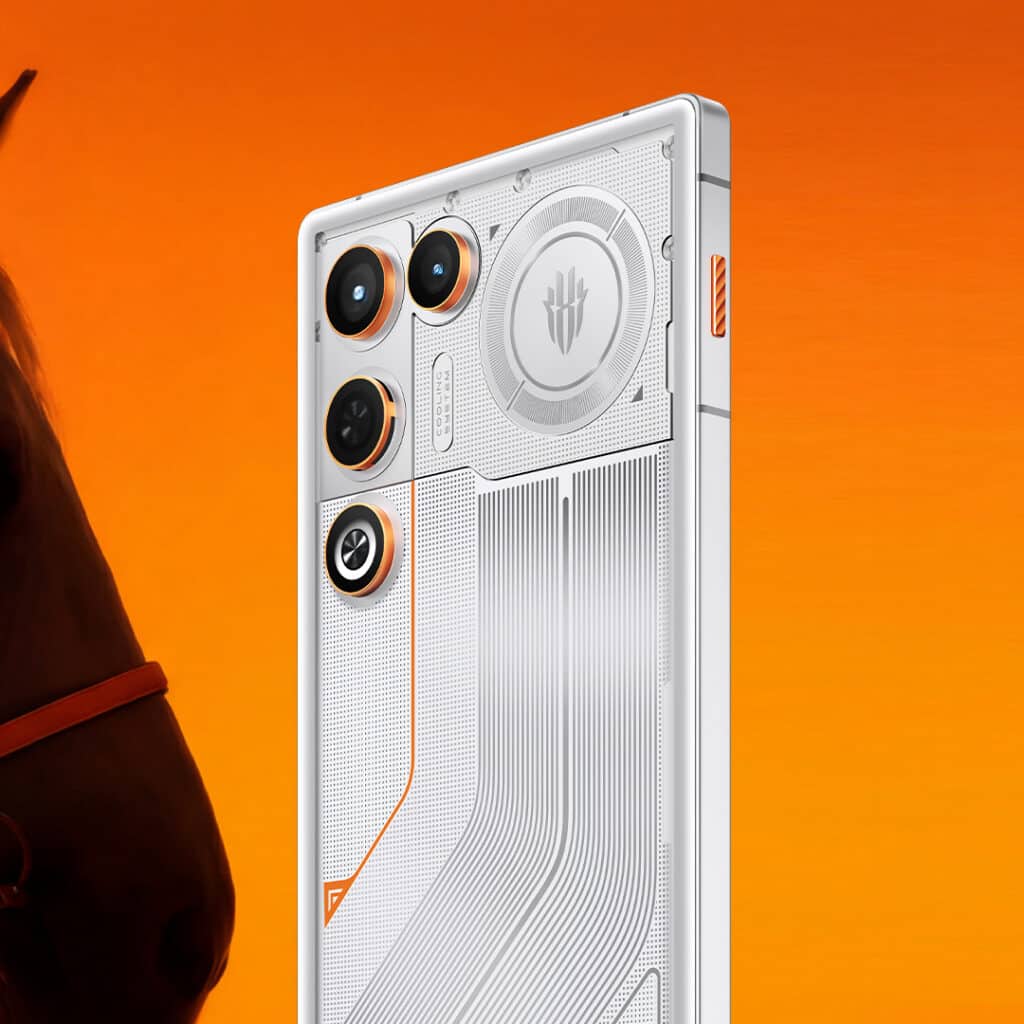 Екран без прорези и батерия с капацитет 7000 mAh: Представен е смартфонът Nubia Red Magic 11 Air