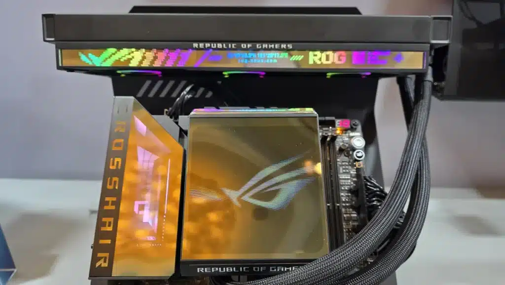 Asus представи безжичните системи за течно охлаждане ROG Strix LC IV