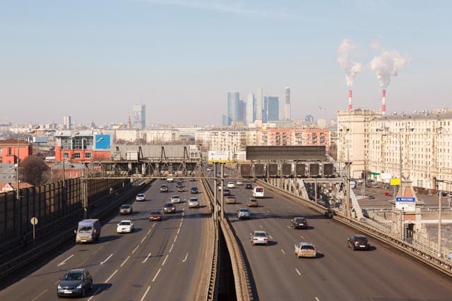 Русия ще разреши регистрация на автомобили, обявени за откраднати от Интерпол и „неприятелски“ държави