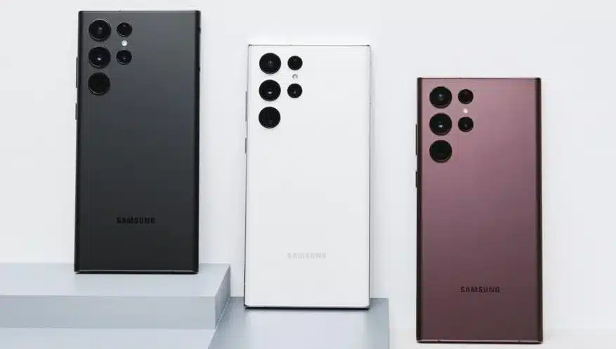 Краят на една ера: Galaxy S22 е на финалната права, а Samsung се фокусира върху Galaxy S26