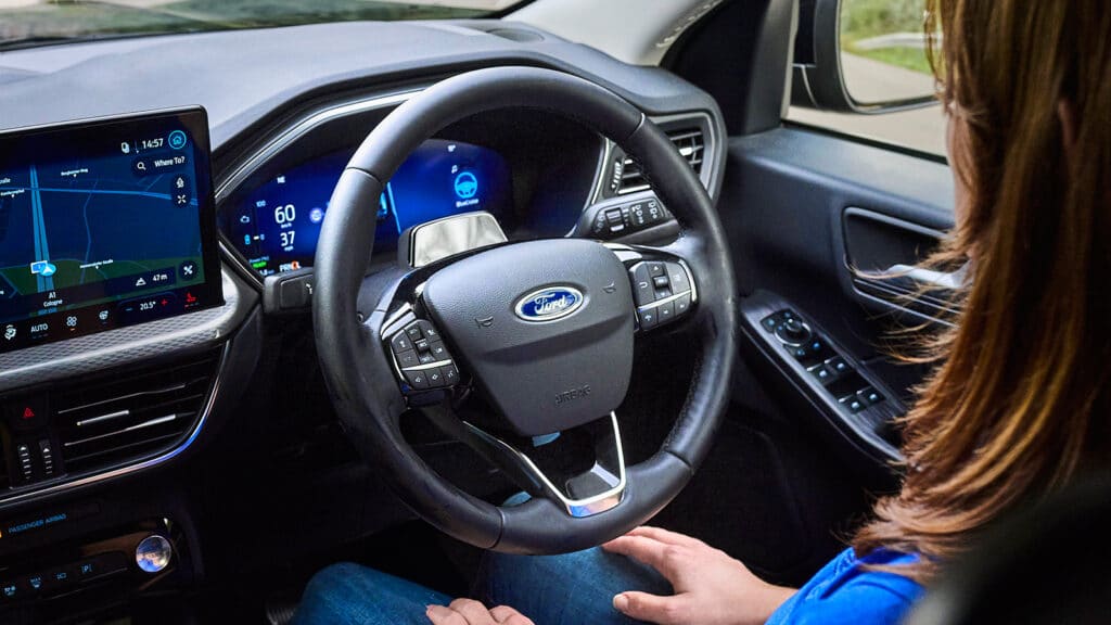 Ford разширява технологиите в Kuga, след като Escape напуска пазара