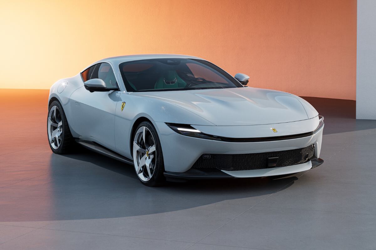 Новото Ferrari се готви да „загуби главата си“ в най-добрия смисъл на думата