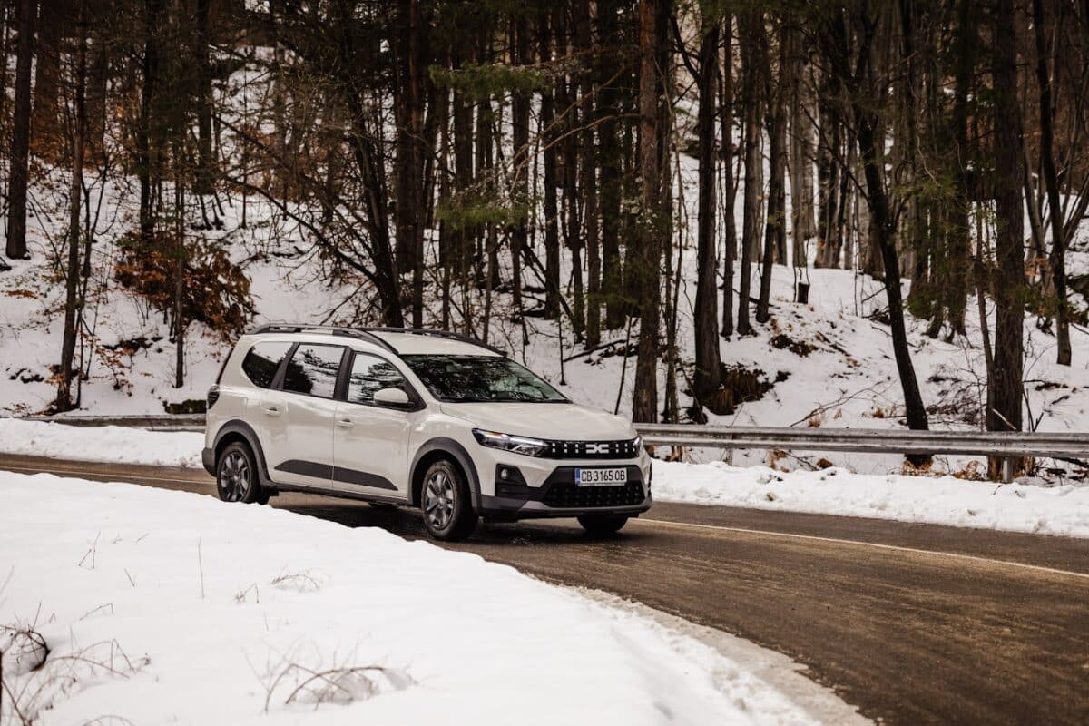Обновеният Dacia Jogger Hybrid 155: повече ефективност, повече технологии и още по-логичен избор за семейството
