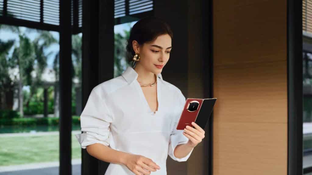 Сгъваемият смартфон HUAWEI Mate X7 вече е наличен в България