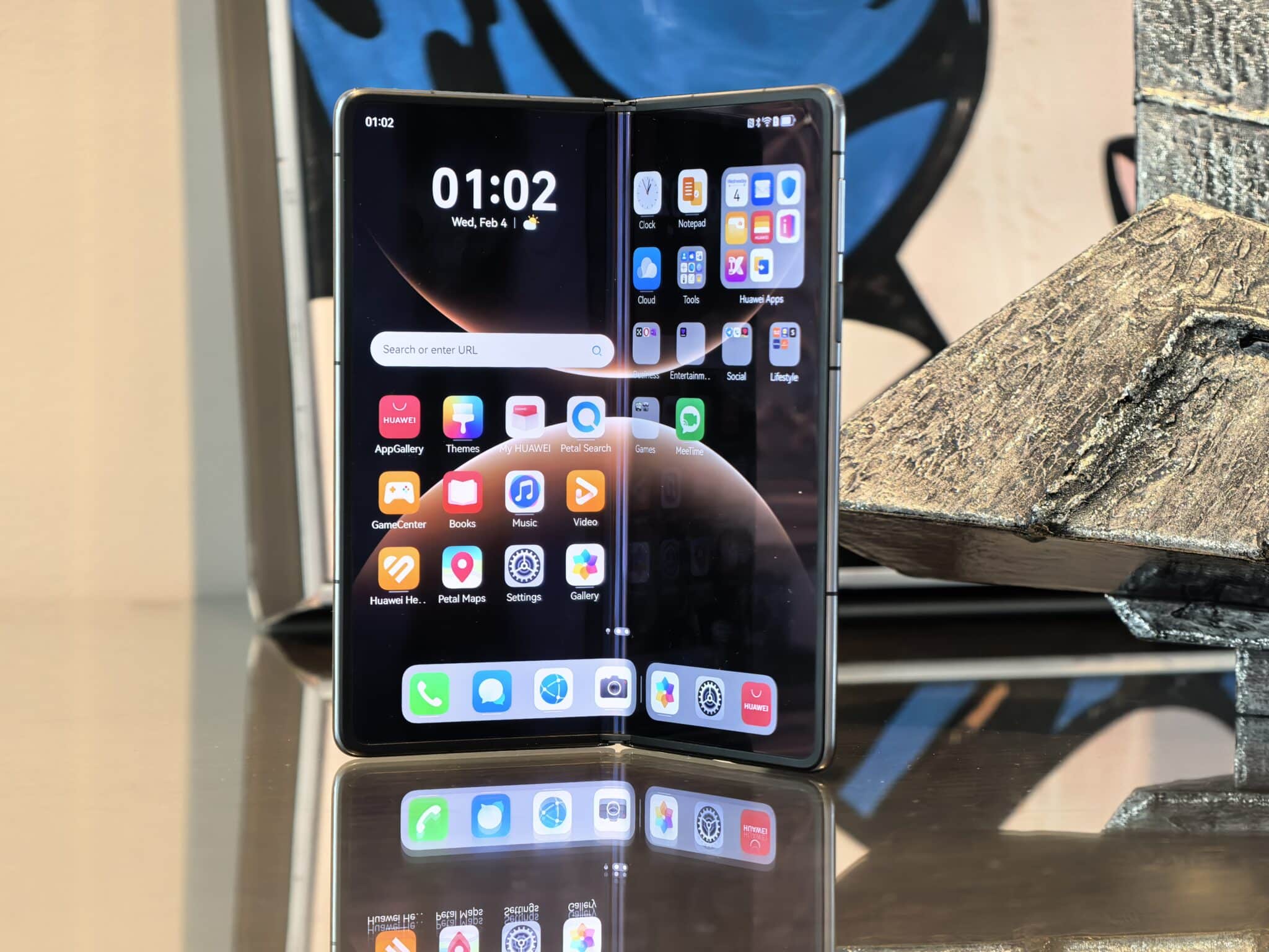 HUAWEI Mate X7: сгъваемият смартфон, който обединява флагманска камера, висока производителност и издръжливост от друг клас