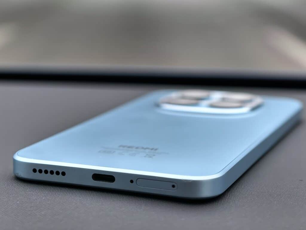 Два дни без зарядно? Redmi Note 15 Pro 5G ме накара да забравя къде ми е кабелът