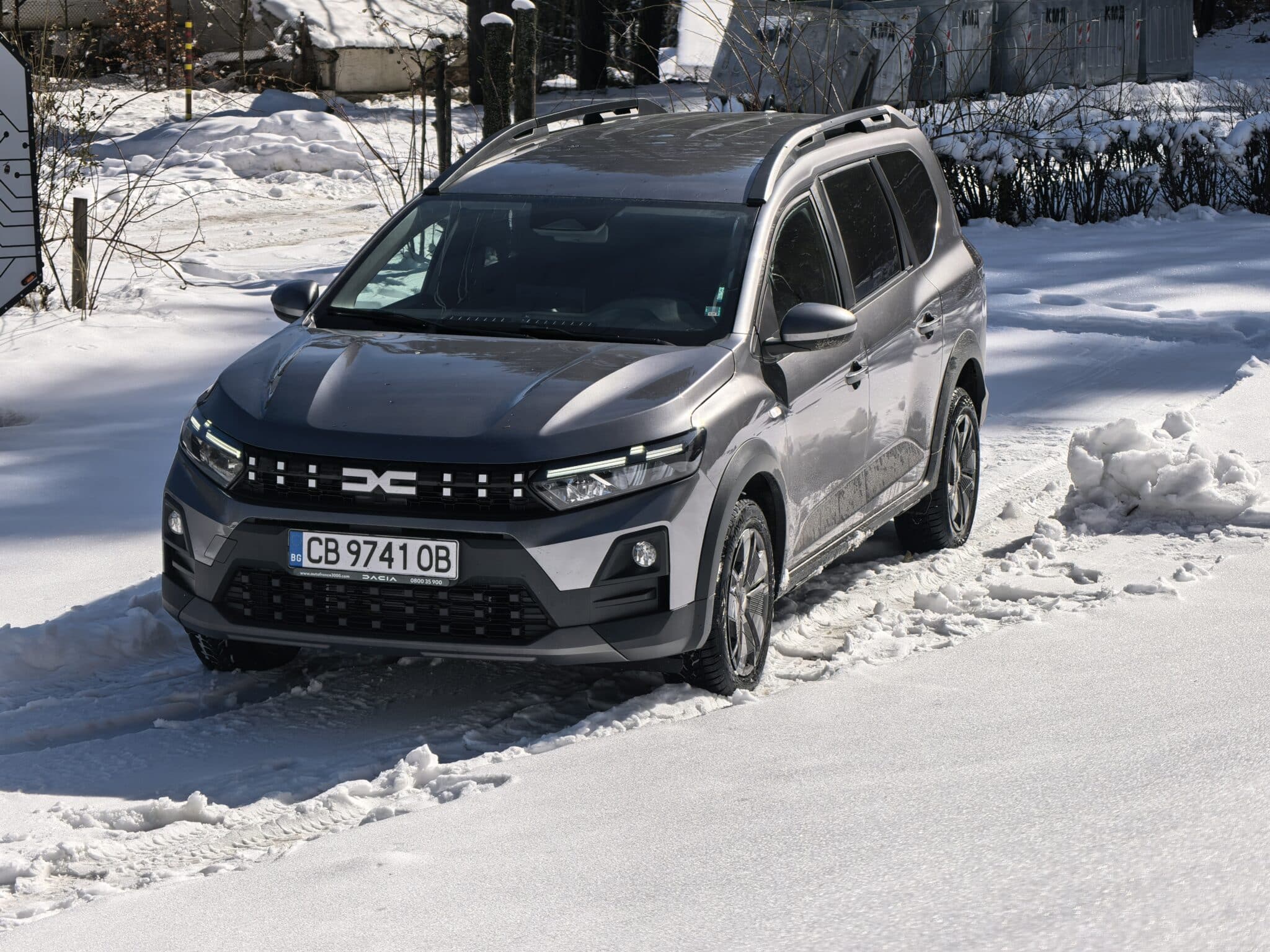 Обновеният Dacia Jogger Hybrid 155: повече ефективност, повече технологии и още по-логичен избор за семейството