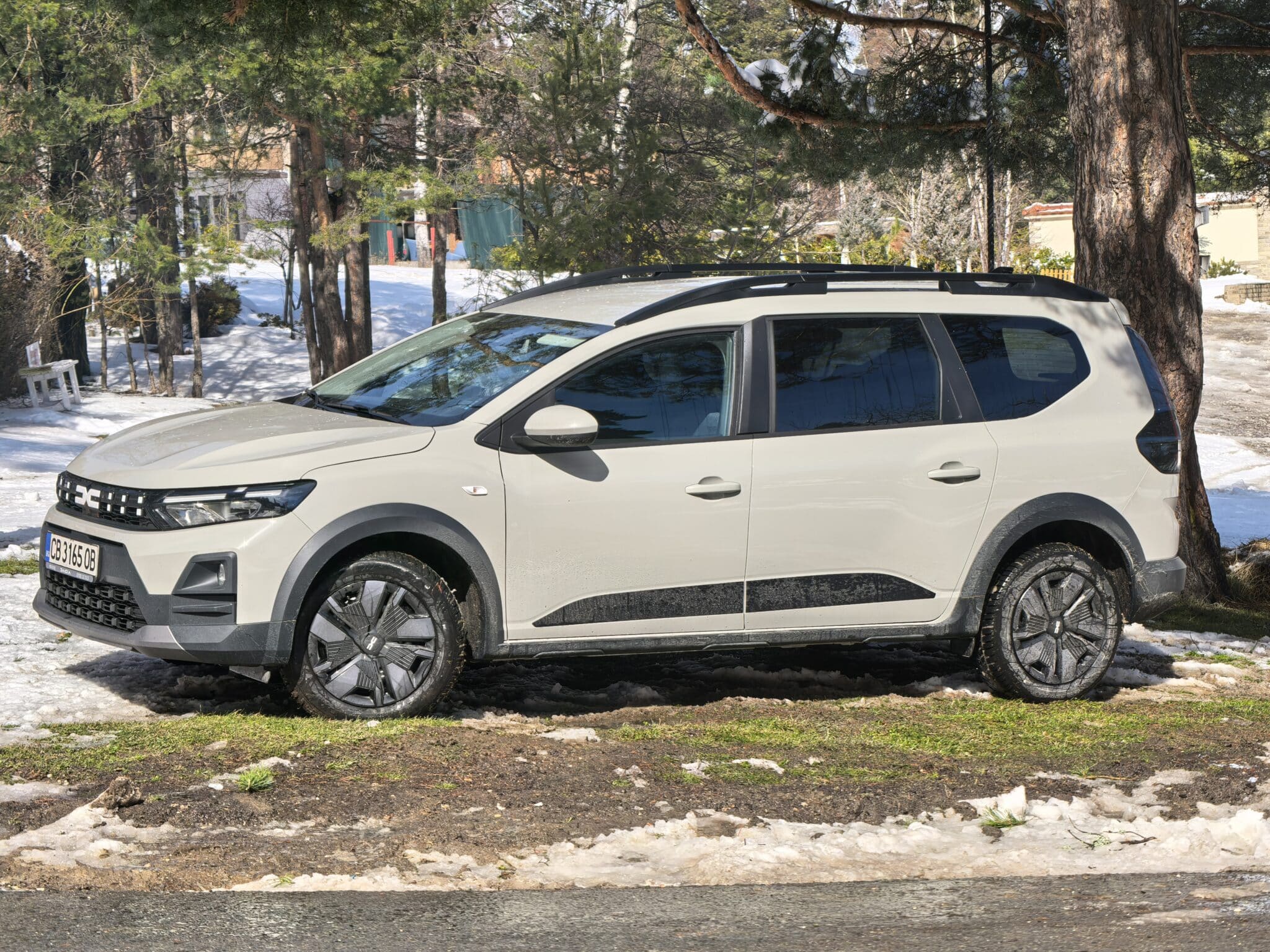 Обновеният Dacia Jogger Hybrid 155: повече ефективност, повече технологии и още по-логичен избор за семейството