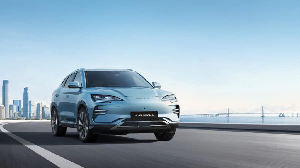 BYD открива първия си официален шоурум в България до края на март – в София