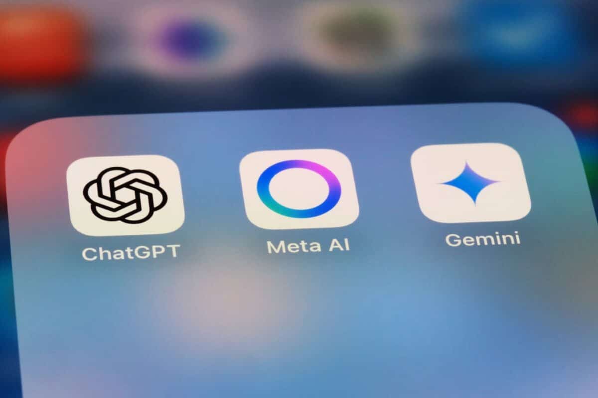Трябва ли да се тревожим колко вода консумират разговорите ни с AI чатботове?