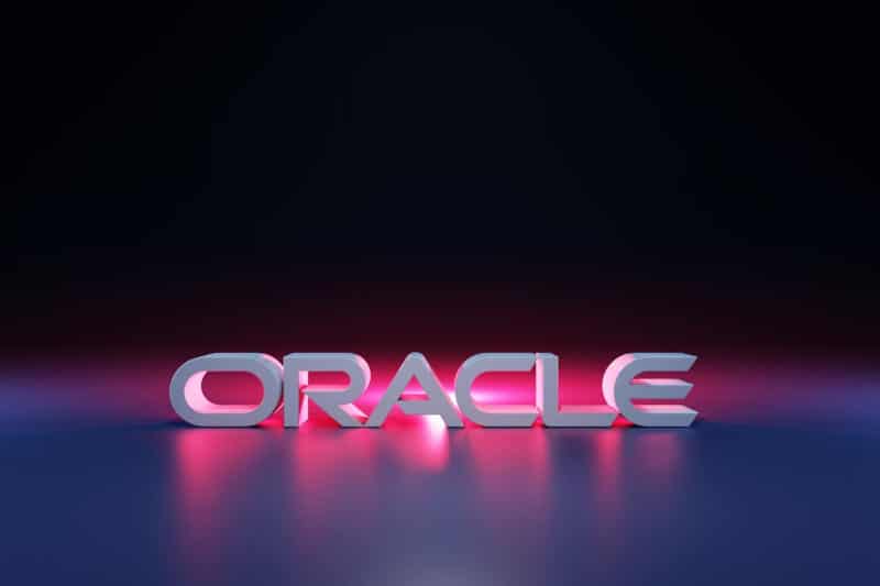 Цената на прогреса: Oracle не може да намери пари за нови AI центрове за данни и може да съкрати до 30 000 служители