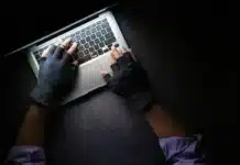 Инженери са обвинени в кражба на тайни от Google в полза на Иран