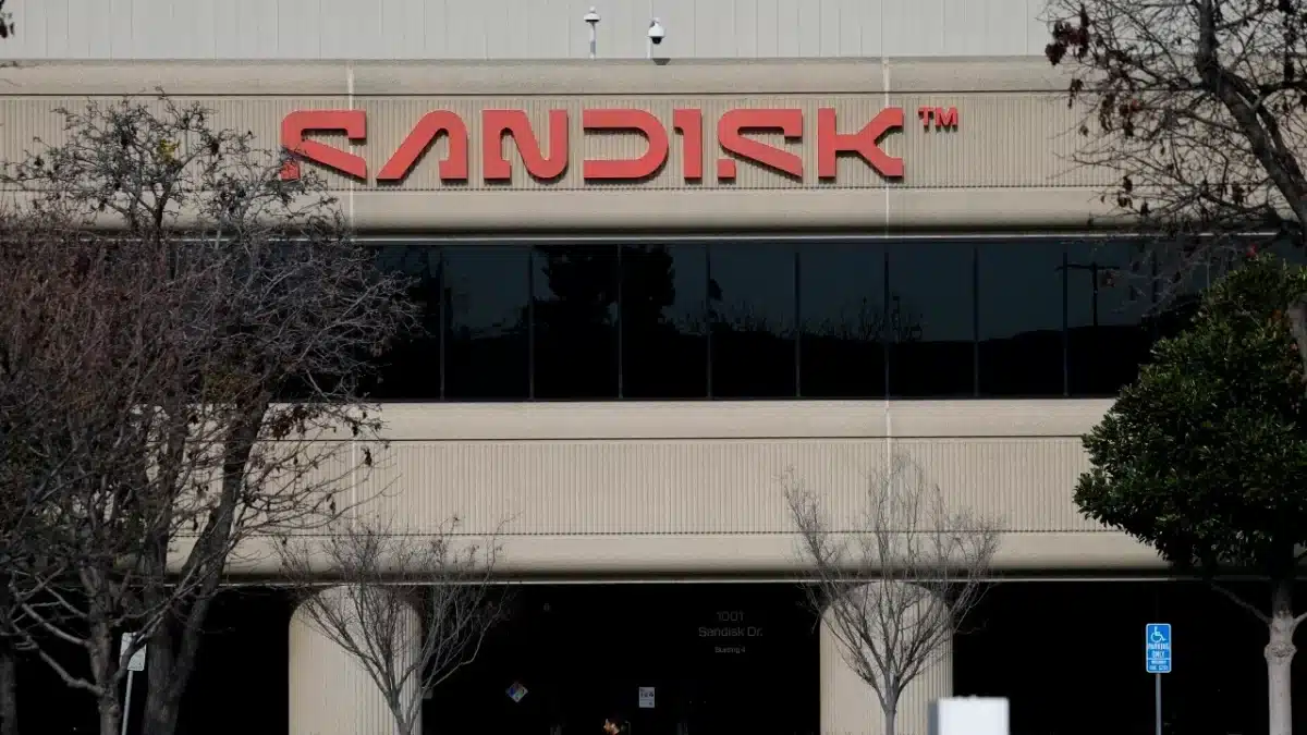 Стратегическа инвестиция за милиарди: SanDisk влага 1 млрд. долара в Nanya Technology за гарантиране на DRAM доставките