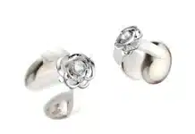 Слушалки със Swarovski? TCL показа CrystalClip – нови open-ear earbuds с 36 часа батерия