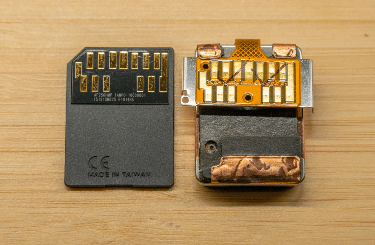 Ентусиаст създаде USB мост за най-малкия твърд диск в света с помощта на Nokia N91 и OpenClaw