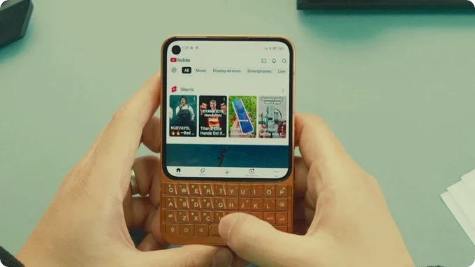 Ренесансът на QWERTY клавиатурите: Unihertz представи Titan 2 Elite и Titan 2 Elite Pro – най-мощните смартфони с физически бутони