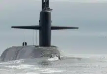 Пробив в подводните технологии: Китай успешно симулира старт на ракетен двигател на 200 метра дълбочина