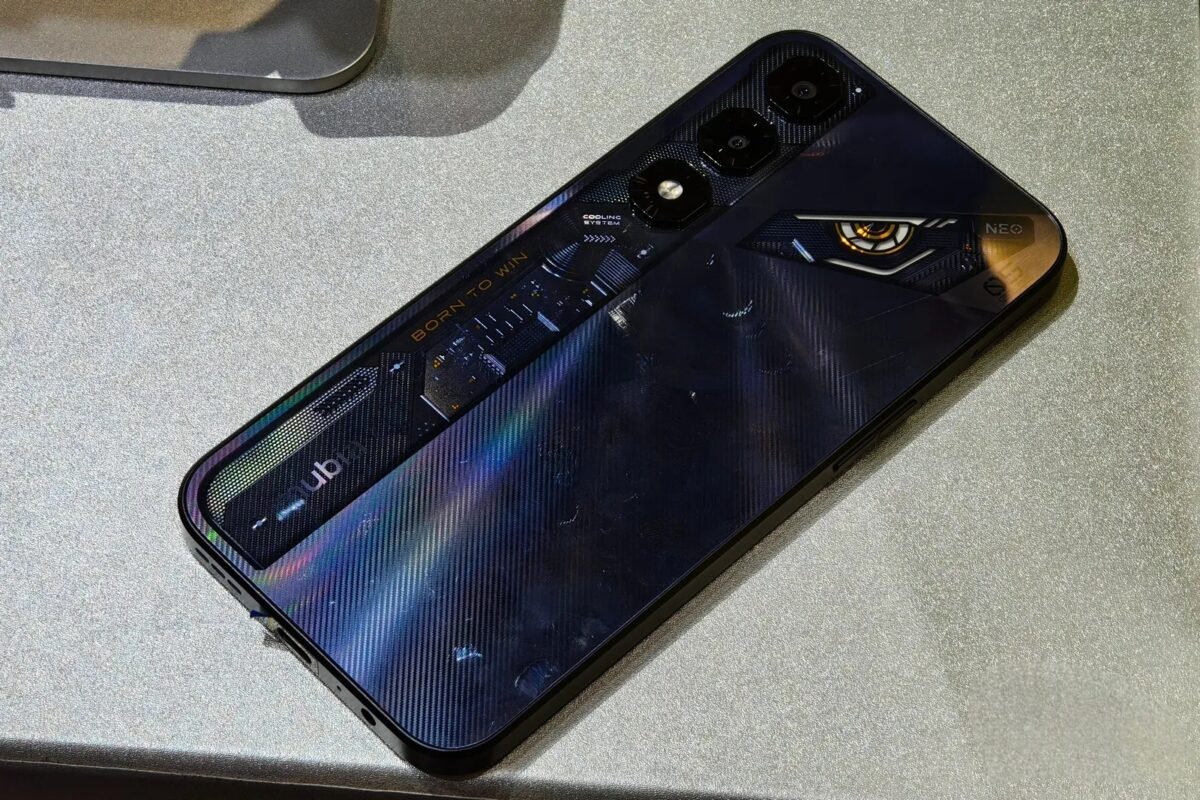 Nubia представи достъпните геймърски смартфони Neo 5, Neo 5 GT и Neo 5 Max с активно охлаждане и RGB подсветка