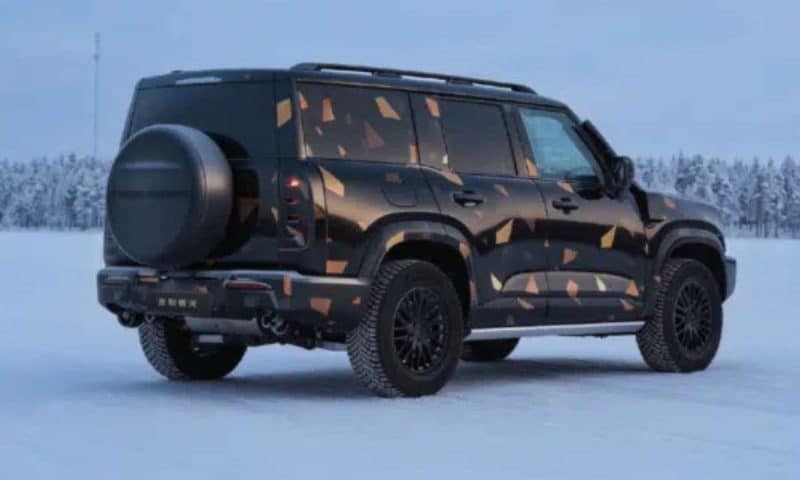 Новият SUV в стил Defender на Geely навлиза на арената