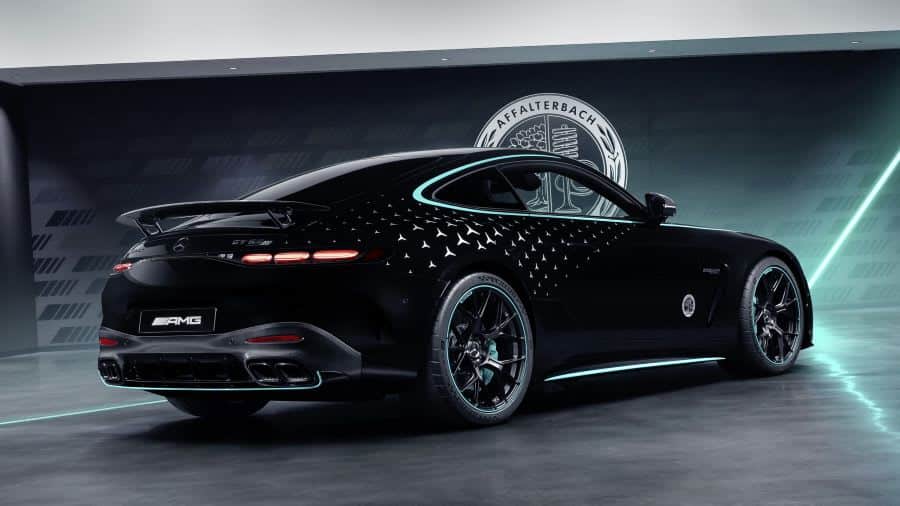 Mercedes-AMG казва, че купувачите на GT 63 едва ли обмислят покупката на Porsche