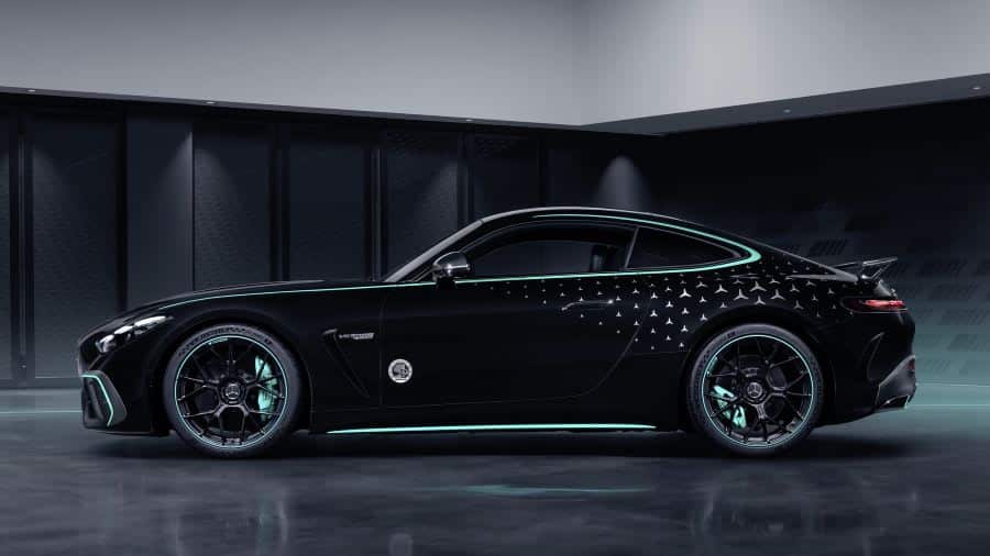 Mercedes-AMG казва, че купувачите на GT 63 едва ли обмислят покупката на Porsche