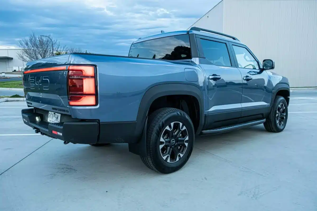 Ръководителят на Ford критикува китайските пикапи, казвайки, че „не обичат тежката работа“