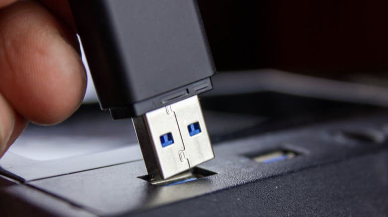 5 задачи, за които не бива да се доверявате на старите USB-устройства: съветват експерти