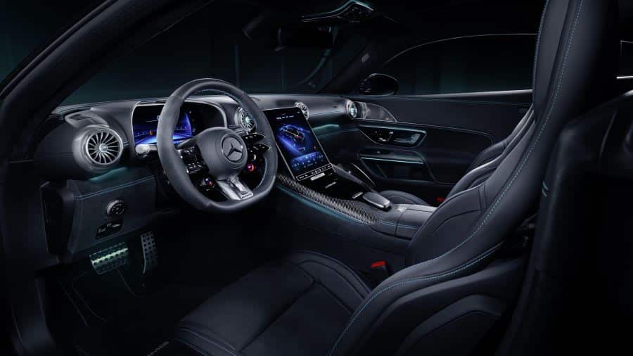 Mercedes-AMG казва, че купувачите на GT 63 едва ли обмислят покупката на Porsche