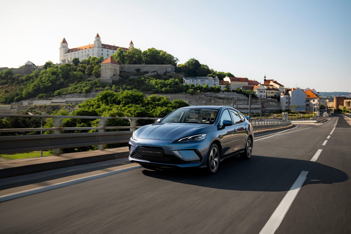 Най-продаваната марка електромобили в света вече е в България – BYD може да промени пазара у нас